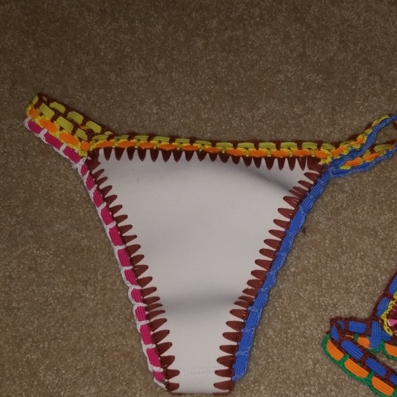 Kini - Picture 2 of 4